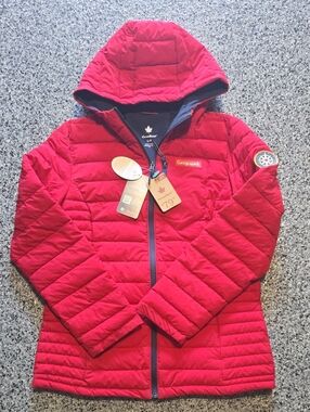 Women’s Red Hooded Quilted Puffer Jacket